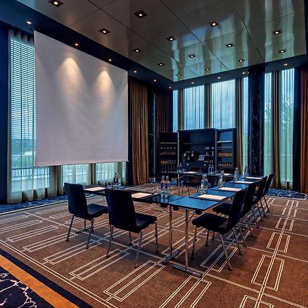 Hyatt Regency Dusseldorf Düsseldorf Exterior foto Meeting room