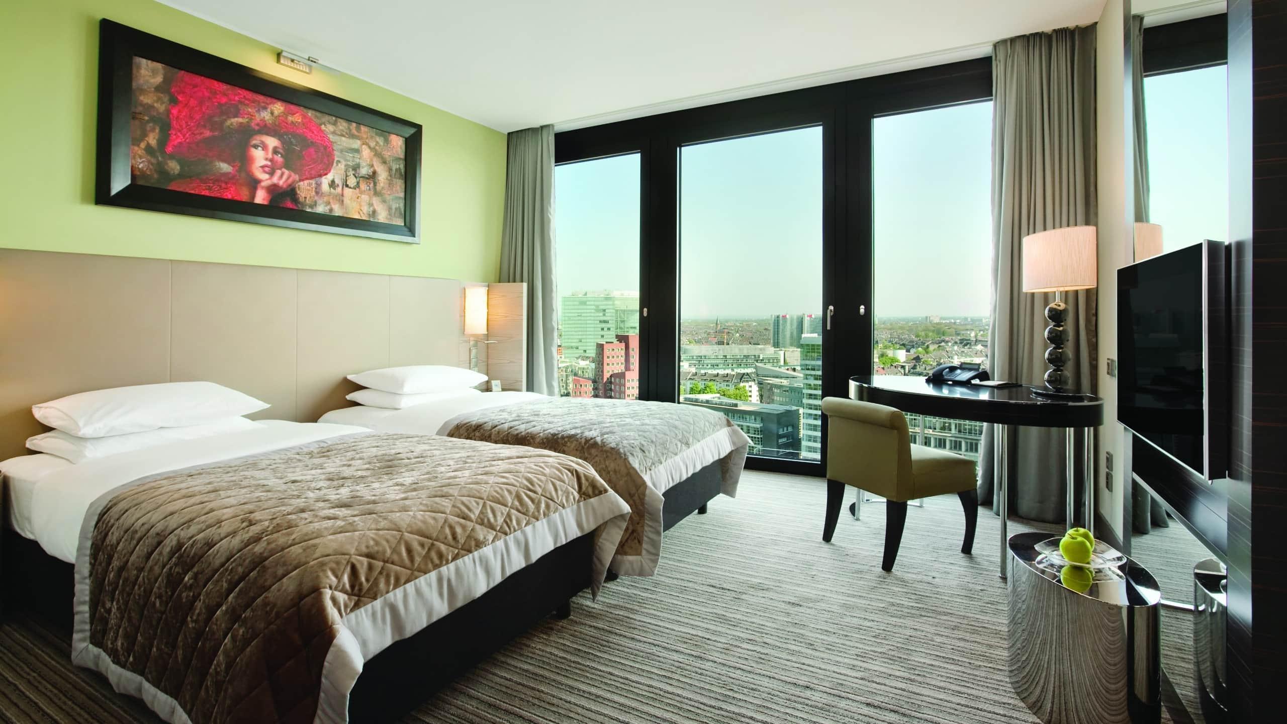 Hyatt Regency Dusseldorf Düsseldorf Exterior foto A room at the hotel