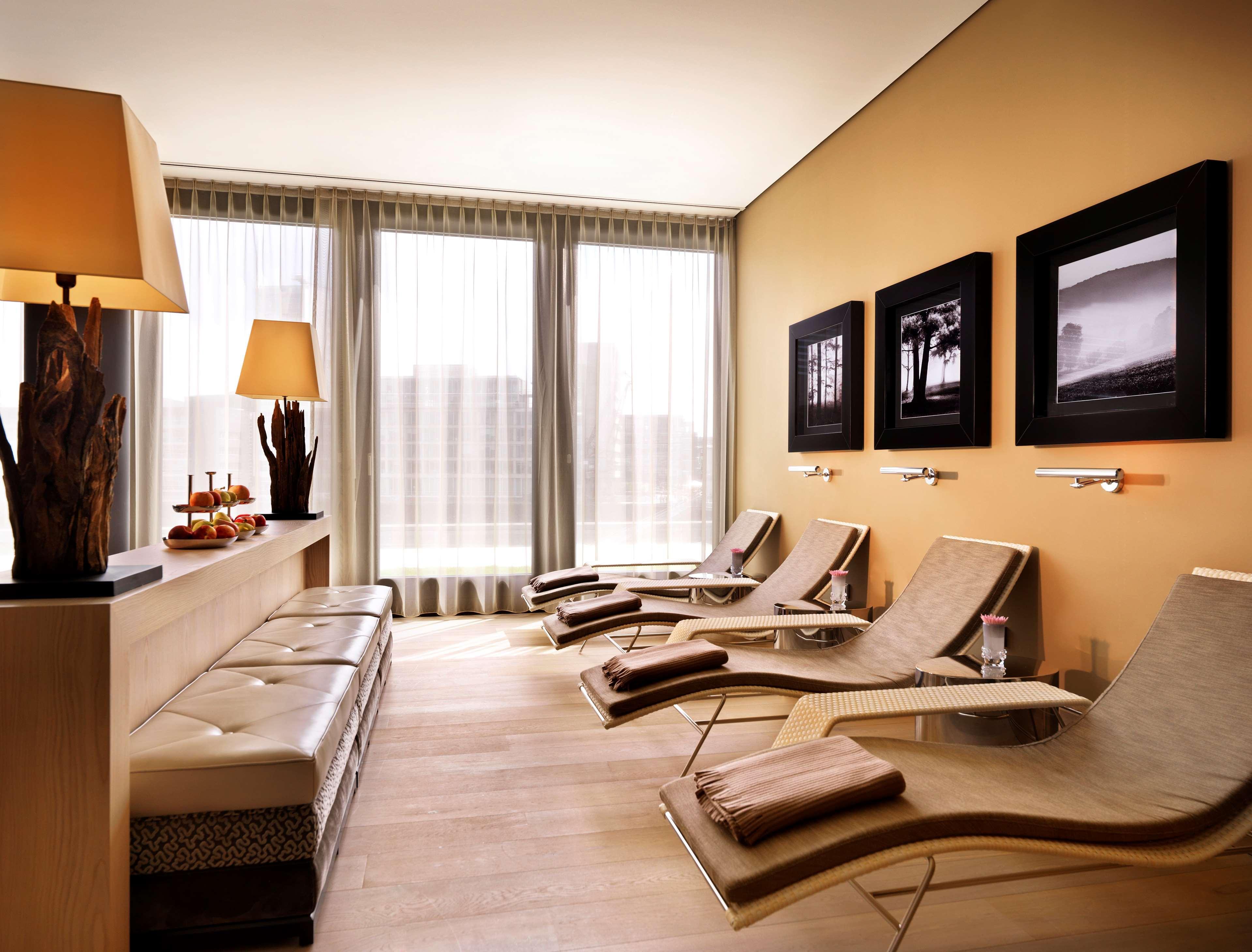 Hyatt Regency Dusseldorf Düsseldorf Exterior foto The spa at The Westin Palace, Munich