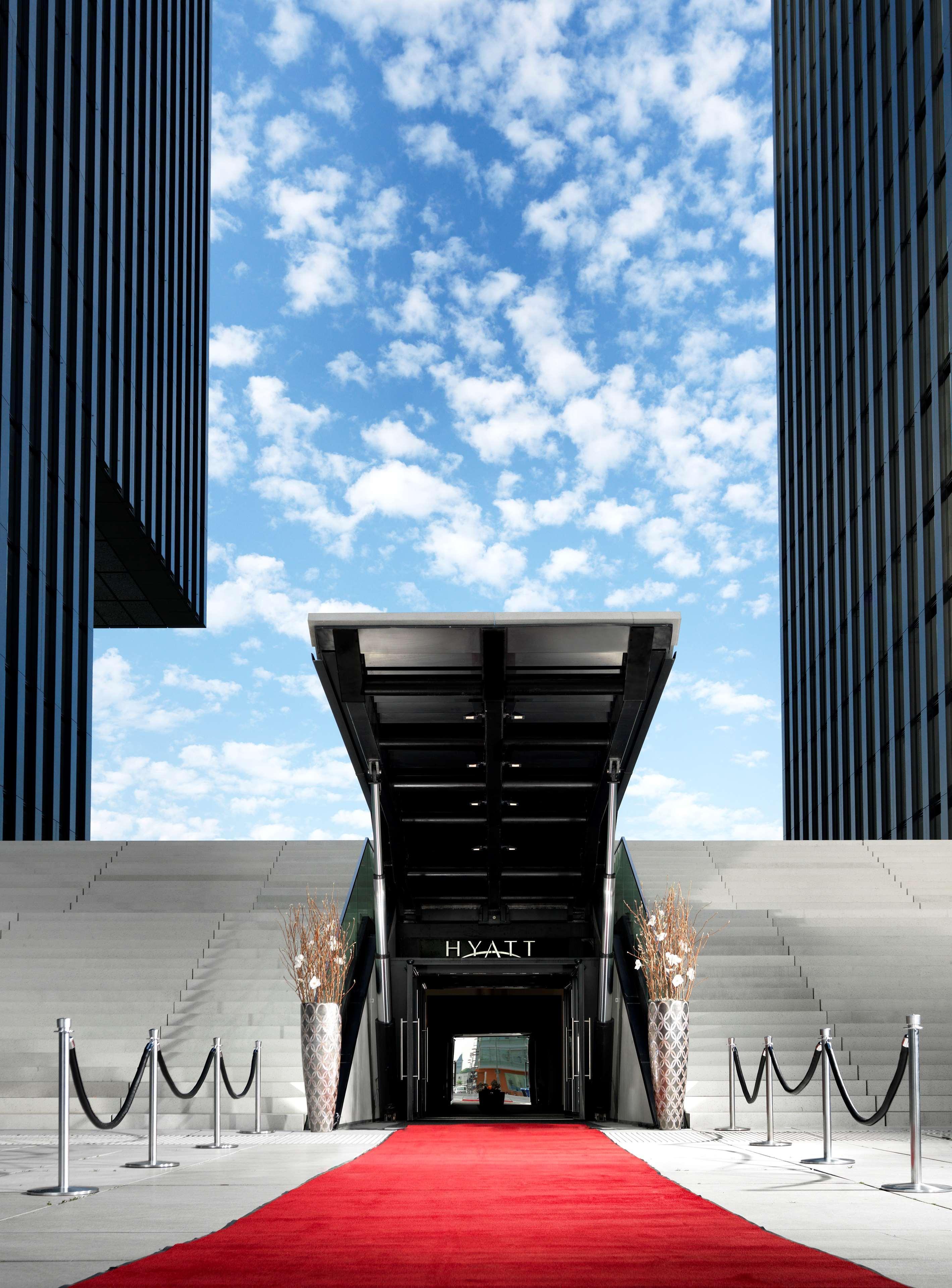 Hyatt Regency Dusseldorf Düsseldorf Exterior foto HYATT Regency Chennai