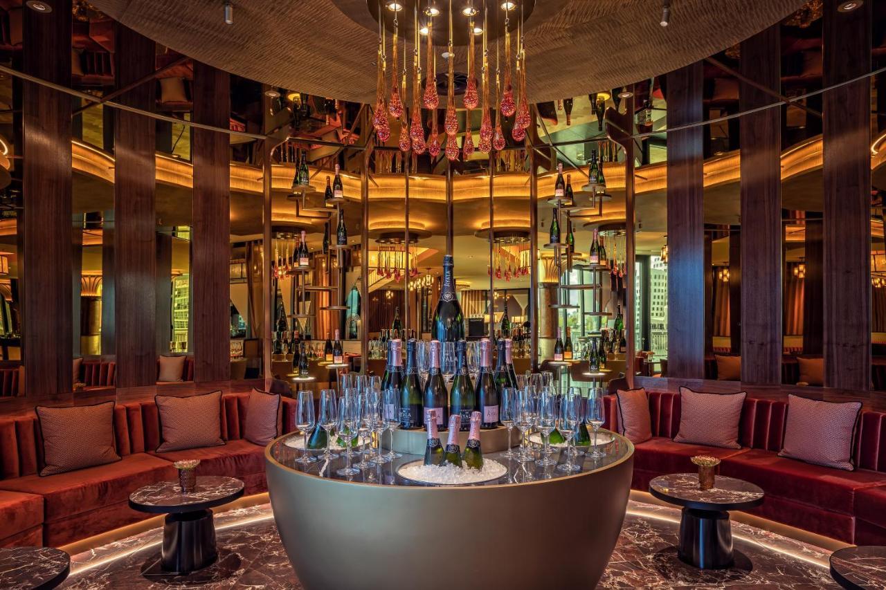 Hyatt Regency Dusseldorf Düsseldorf Exterior foto The Wine Bar