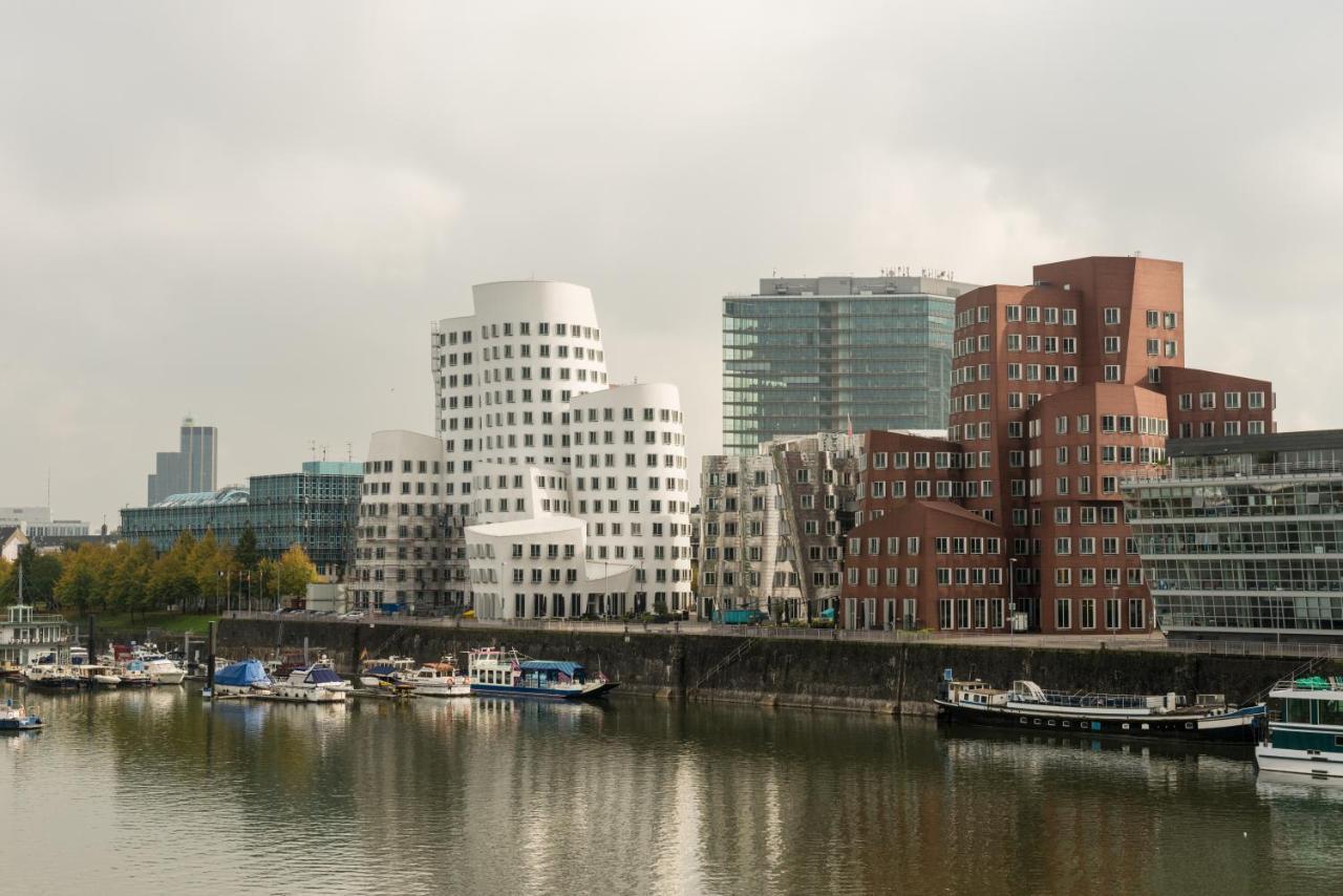 Hyatt Regency Dusseldorf Düsseldorf Exterior foto Neuer Zollhof