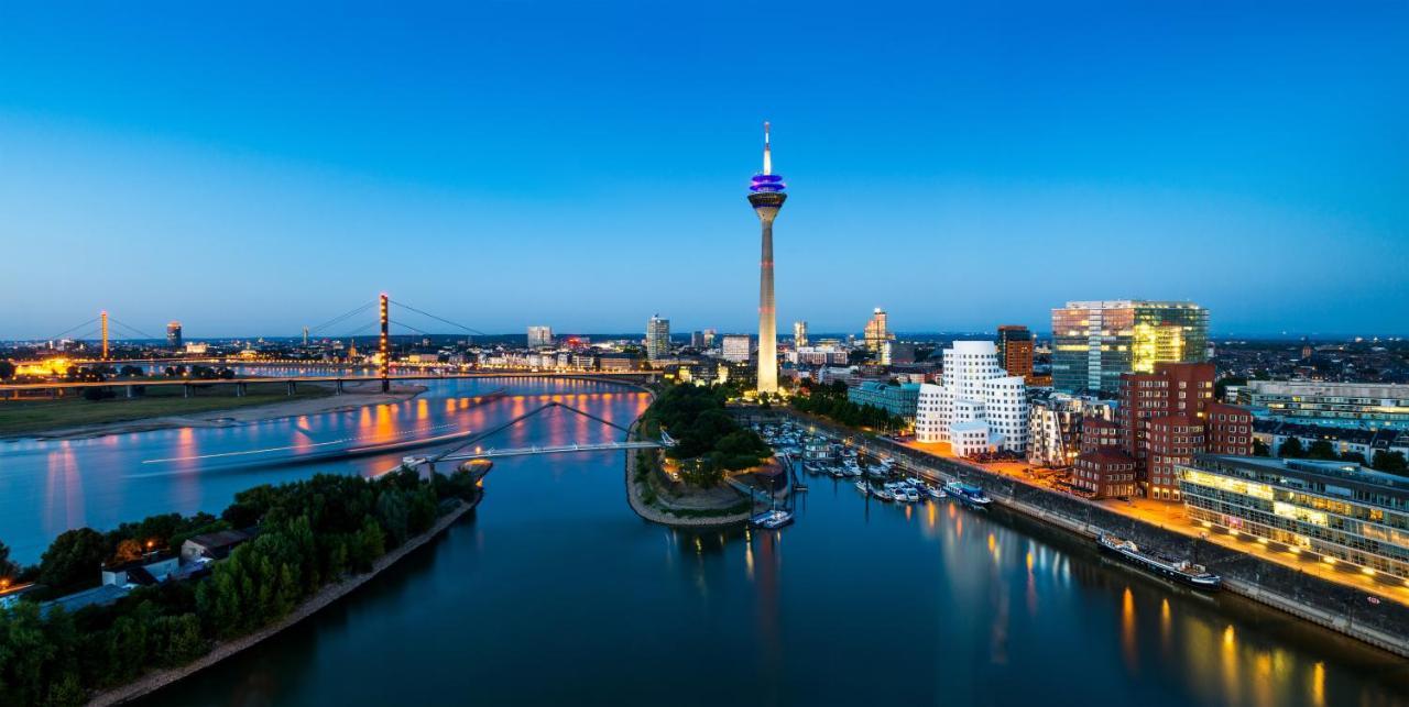 Hyatt Regency Dusseldorf Düsseldorf Exterior foto Düsseldorf