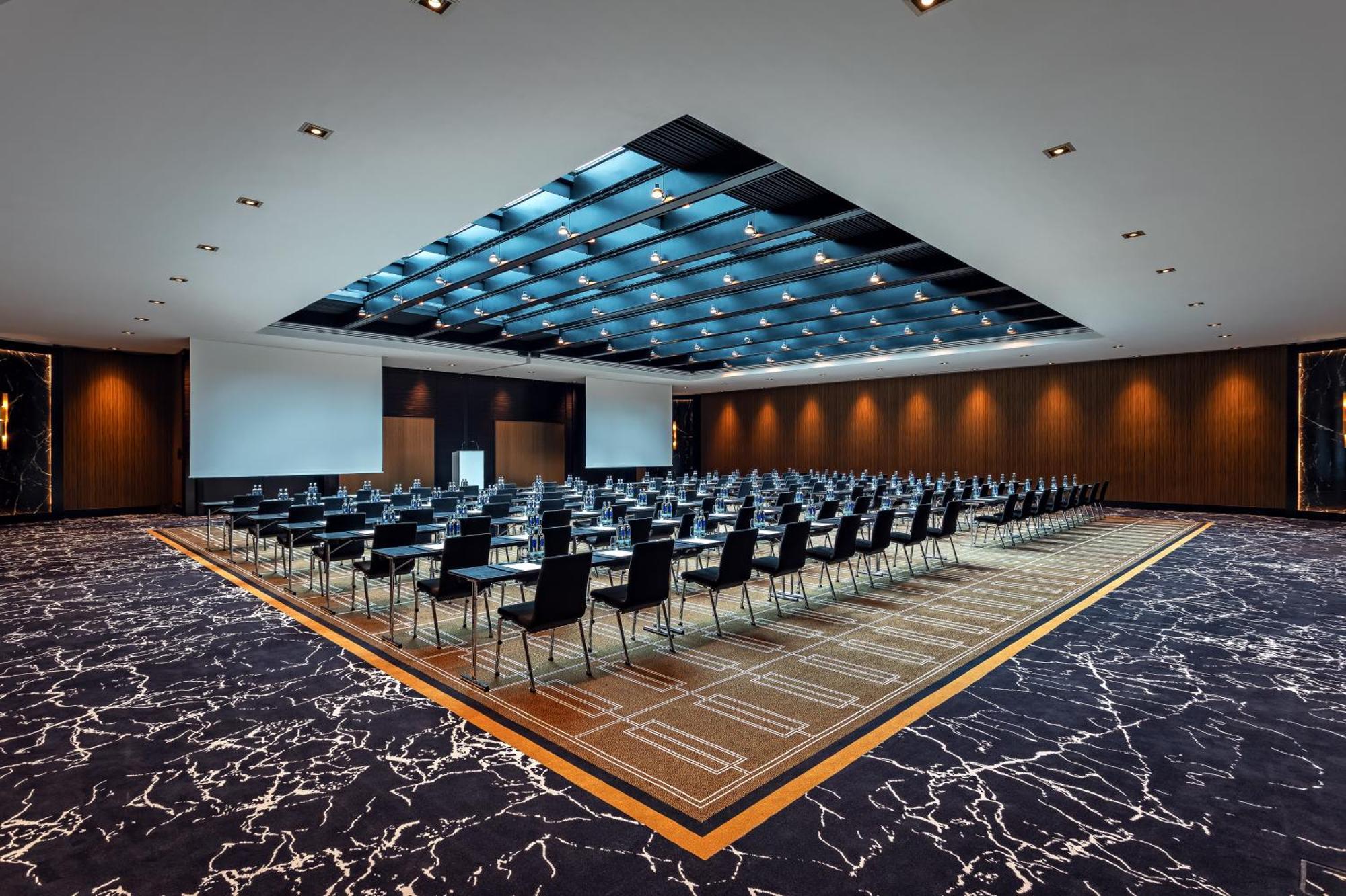 Hyatt Regency Dusseldorf Düsseldorf Exterior foto The Grand Ballroom